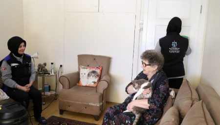 Kocaeli’de 727 eve bayram temizliği