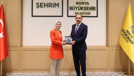 Aile ve Sosyal Hizmetler Bakanı Göktaş Başkan Altay’ı ziyaret etti