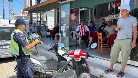 Edirne Jandarması’ndan motosiklet sürücülerine uyarı!