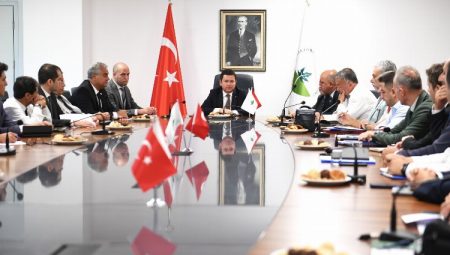 Başkan Aydın, birim müdürleriyle bir araya geldi