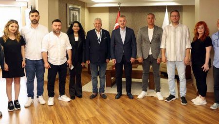 Başkan Büyükakın’dan açık ve düzenli iletişim mesajı