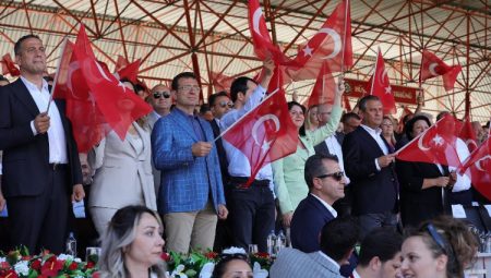 CHP Genel Başkanı Özgür Özel tarihi güreşler için Edirne’de