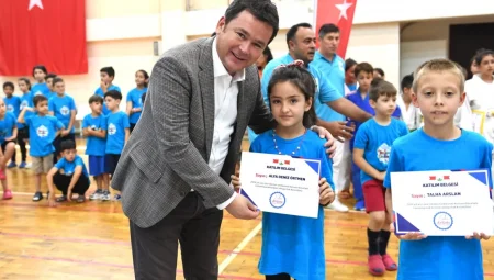 Osmangazi’de genç judo ve taekwondocular sertifikalarını aldı