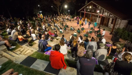 Ormandaki Kulübe’de tiyatro keyfi başlıyor