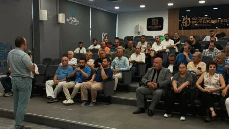 'Tanzimat ve Aydınlanma' Kocaeli'de konuşuldu