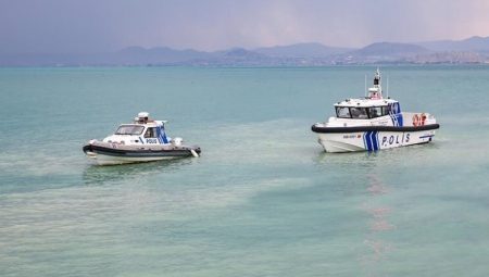 Van Gölü'nde deniz polisi devriyesi
