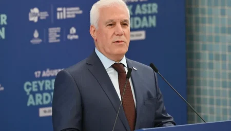 Başkan Bozbey: “Bütüncül bir yaklaşımla depreme hazırlanmalı”