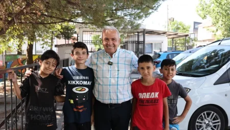Başkan Şadi Özdemir Yaz Atölyeleri’ne katıldı