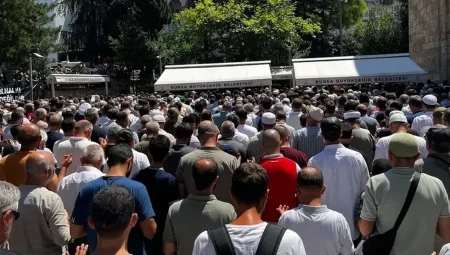 Bursa’da İsmail Haniye için gıyabi cenaze namazı kılındı