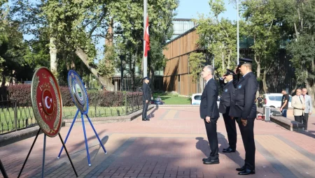 İnegöl’de Zafer Bayramı kutlamaları resmi törenlerle başladı