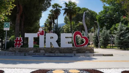 İzmir Tire’de tasarruflu peyzaj!