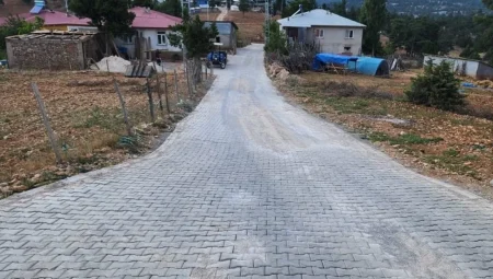 Kahramanmaraş’ta ulaşım yatırımları sürüyor