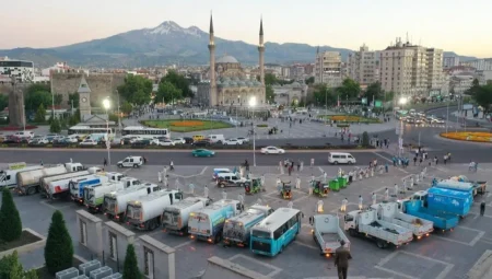 Kayseri Kocasinan’da temizlik seferberliği