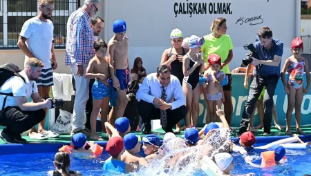 Manisa’da çocukların tatili renkli geçiyor