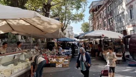 Bursa Muradiye Pazarına yoğun ilgi