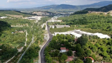 Sapanca Akçay’dan Büyükşehir’e asfalt teşekkürü