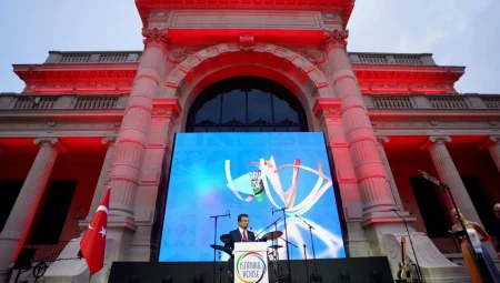 Paris’te İstanbul Evi açıldı