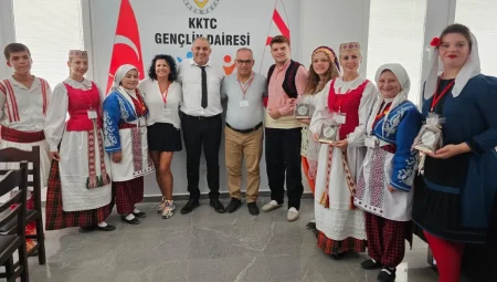 Bursa Zafer Halkoyunları Derneği KKTC’yi fethetti