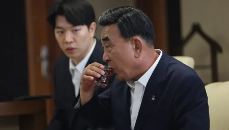 Güney Koreli Başkan, çay ve pişmaniyeye bayıldı