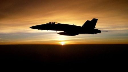 Alaska kıyılarında Rus savaş uçağı tespit edildi