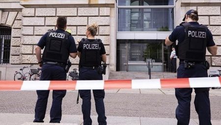 Almanya’da çok sağcı terörü korkusu: Eğitime bir gün orta verildi