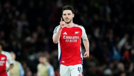 Arsenalli Declan Rice Real Madrid’i devirdi dünyada manşet oldu!