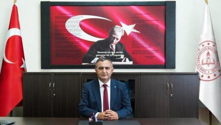 Cevdet Vural kimdir? Ulusal Eğitim Akademisi Başkanlığına Cevdet Vural getirildi!