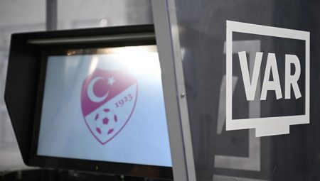 Fenerbahçe – Trabzonspor derbisinin VAR hakemi belirli oldu