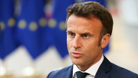 Fransız diplomatlar Afrika’dan kovuluyor: Cezayir 48 saat mühlet verdi