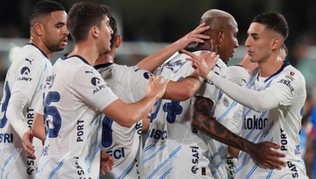 Futbol Kurulu: Fenerbahçe, Galatasaray üzere oynayamaz yaşlı ve yavaş bir takım!