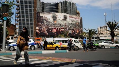 İran’dan Gazze’ye afişli takviye: Dünyanın sessizliğinde harap oldu