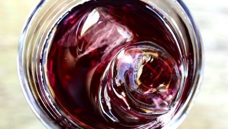 Âlâ bir gece uykusu için ne yemeli ve ne içmeli? Uyumadan iki saat evvel bir bardak…