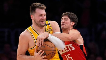 Lakers, Doncic’in üstün performansıyla Rockets’ı farklı yendi!