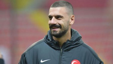 Merih Demiral, FIFA tarafından seçilen 40 oyuncudan biri oldu!