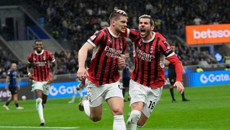 Milan, İtalya Kupası’nda finale yükseldi!