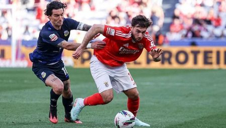 Orkun Kökçü’nün yıldızlaştığı maçta Benfica liderliği Sporting’e devretti! Kerem Aktürkoğlu…