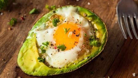 Orta yaştaki beslenme biçiminiz 70 yaşında ne kadar sağlıklı olacağınızı belirliyor! İşte yemeniz ve uzak durmanız gerekenler…