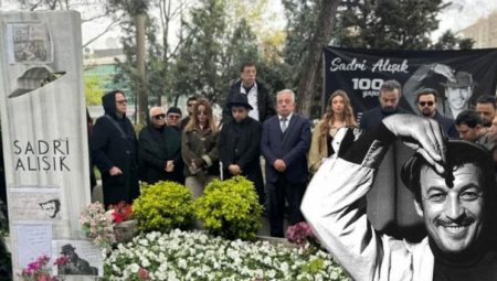 Sadri Alışık mezarı başında anıldı: Büyük usta 100 yıl evvel bugün doğdu