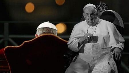 Son dakika… Katoliklerin ruhani lideri Papa Francis hayatını kaybetti