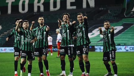 Son dakika: Kocaelispor, Harika Lig’e yükseldi! 16 yıl sonra geri döndüler