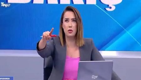 Tay TV canlı yayınında zelzele anları! ‘Deprem oluyor şu anda pahalı izleyenler’