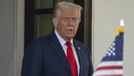 Trump, Filistin’e dayanak şovlarında öne çıkan üniversitelerden Harvard’ı maksat aldı