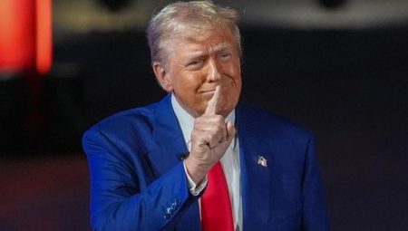 Trump’ın “büyük ve güzel” dediği vergi tasarısı oy çokluğuyla kabul edildi