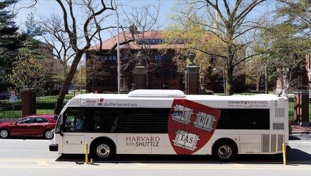 Trump’tan Filistin yansısı: Harvard Üniversitesi’nin fonunu kesti