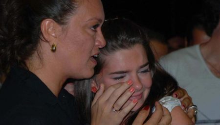 Türkiye onları bir diziyle tanımıştı… Artık birden fazla çoluk çocuğa karıştı… Setteki son gün gözyaşları sel oldu