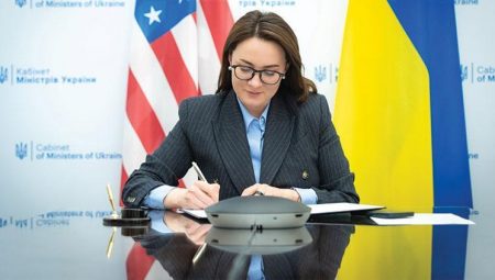 Ukrayna ile ABD, az toprak elementleri mutabakatı kapsamında mutabakat zaptı imzaladı