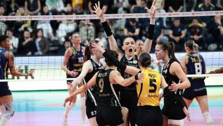 VakıfBank şampiyonluk için alana çıkıyor!