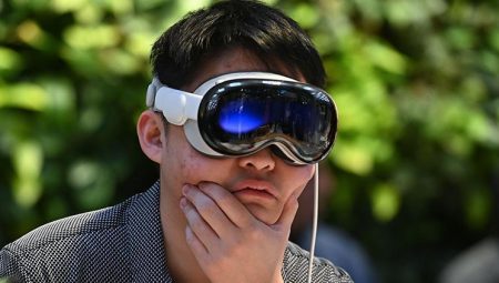 Apple Vision Air geliyor!