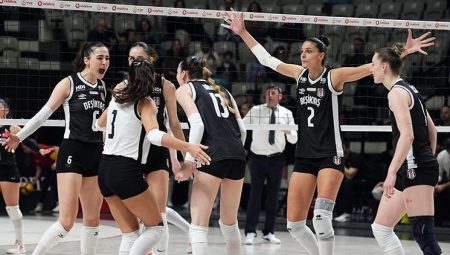 Beşiktaş Bayan Voleybol Grubu’nda 15 oyuncuyla yollar ayrıldı