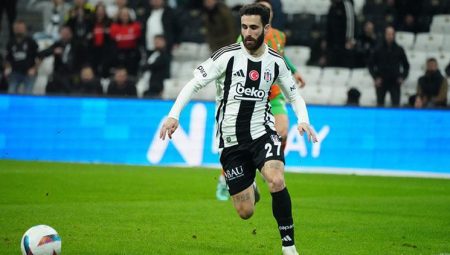 Beşiktaş’ta gözler Rafa Silva’ya çevrildi